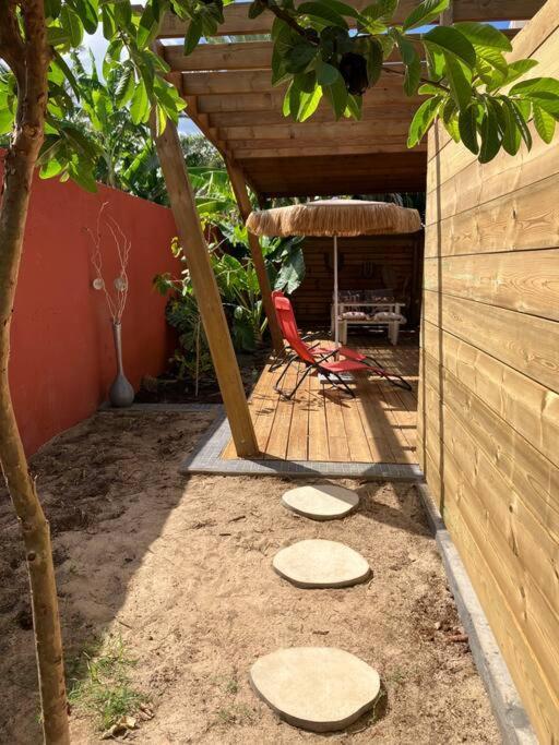 Kazacoco Bungalow A 5 Min A Pieds Du Lagon La Saline Le Bains Dış mekan fotoğraf