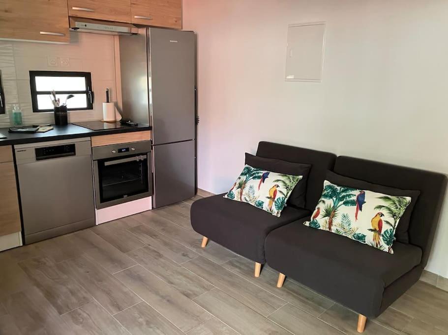 Kazacoco Bungalow A 5 Min A Pieds Du Lagon La Saline Le Bains Dış mekan fotoğraf